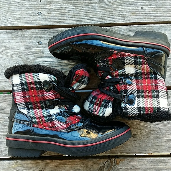 Champion Shoes - Champion rain/snow boots